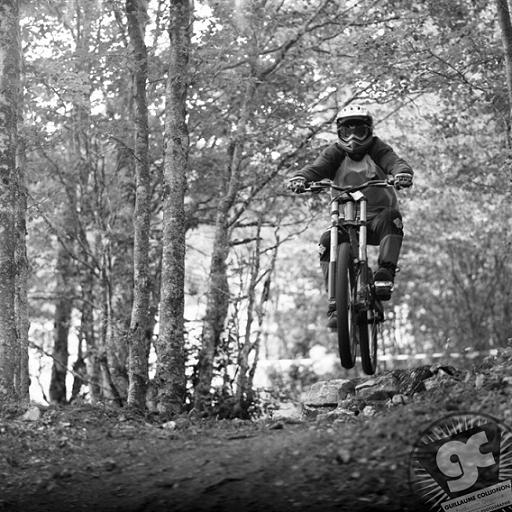 Julien sur un saut au Col de Rousset